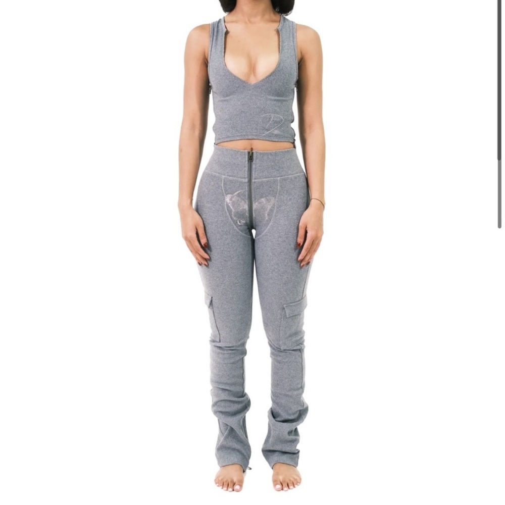 SOLD Gray Women's signature uzip pants and top